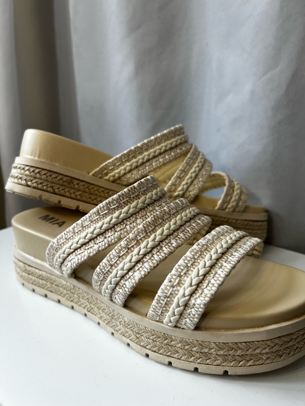 MIA Sandals Womens 9.5M Leomie Slip On Braided Platform Slide Beige Casual NWOB